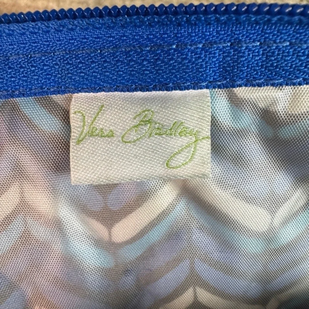 Vera Bradley Indigo Pop Cosmetic Bag Blue Floral Quilted Cotton Makeup Pouch